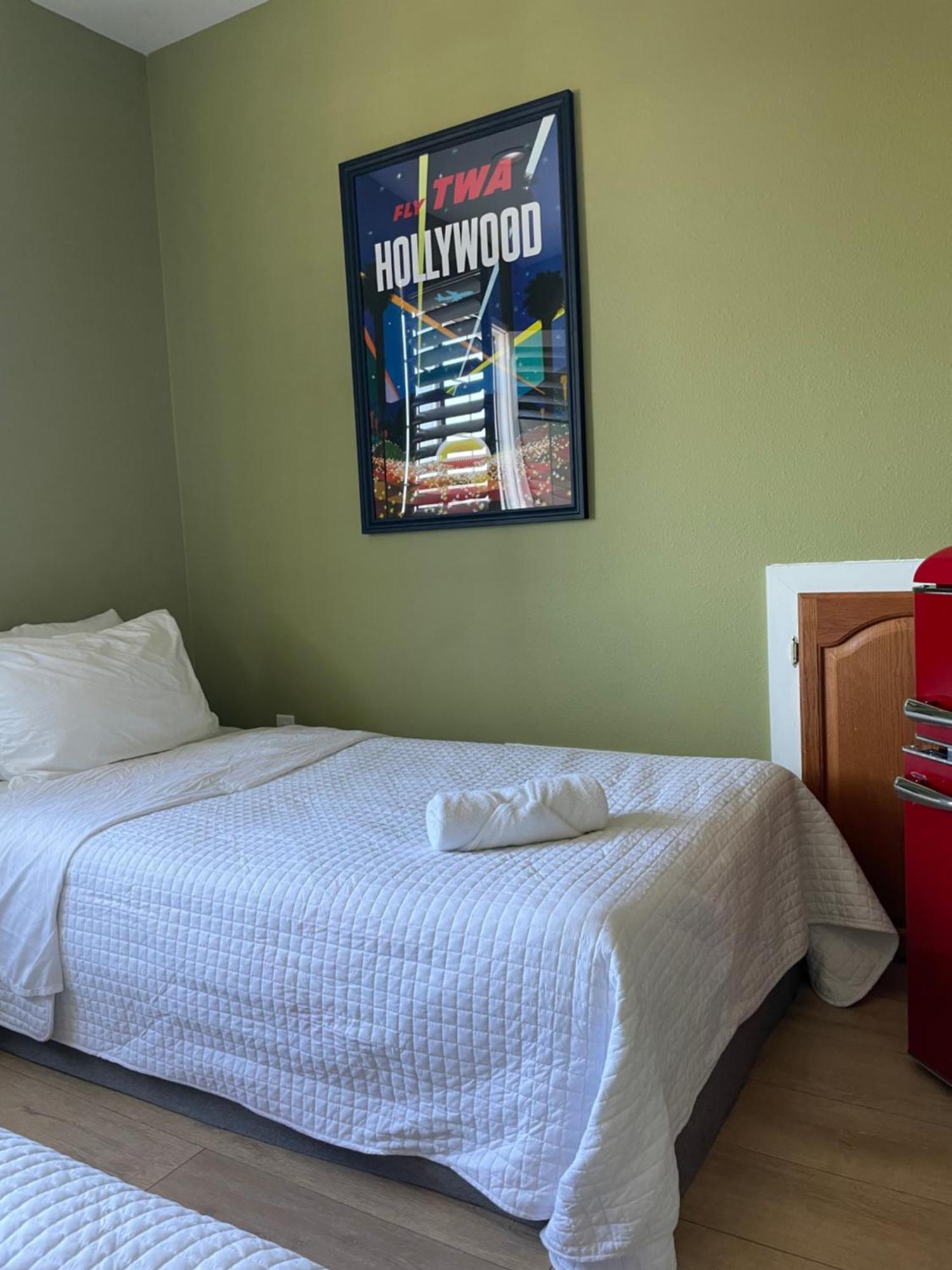 Private Room In Los Angeles La With Tv & Wifi & Ac & View Of Hollywood Sign & Private Fridge & Shared Kitchen!!! Dış mekan fotoğraf